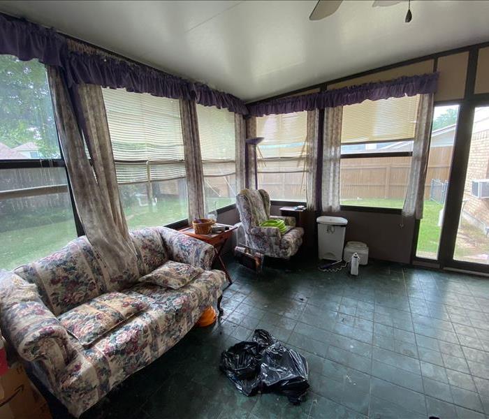 Living room  dirty